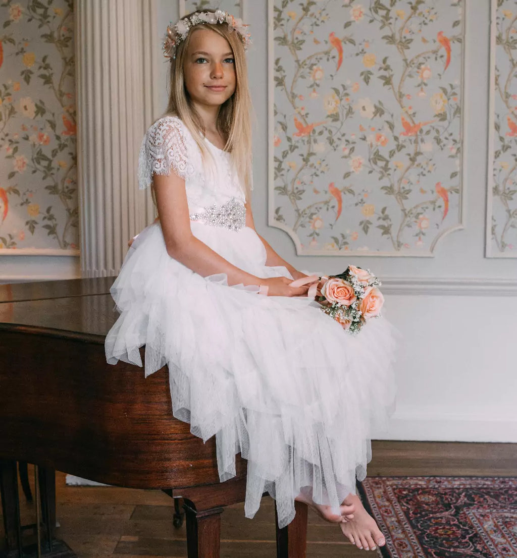 young flower girl