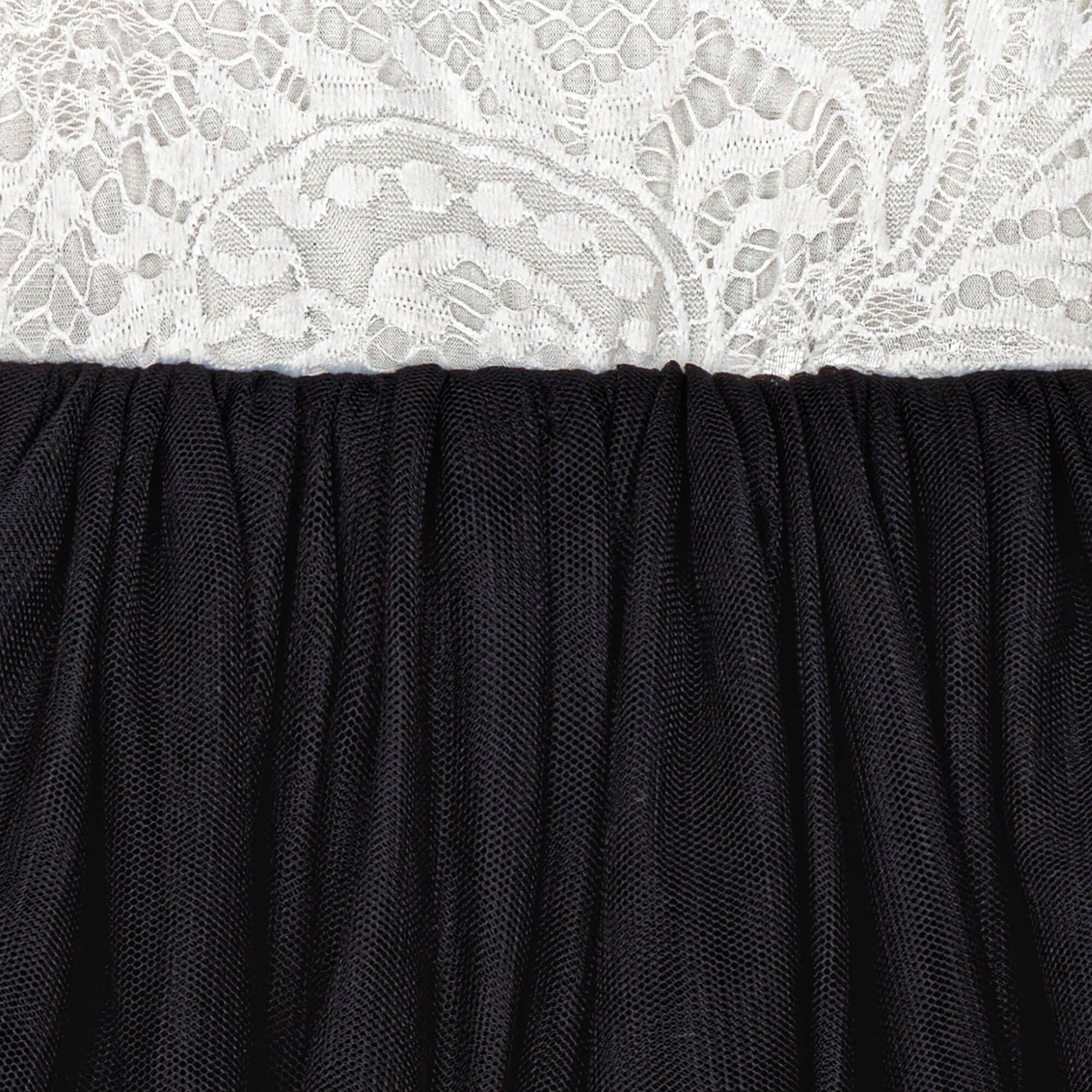 close up of tulle