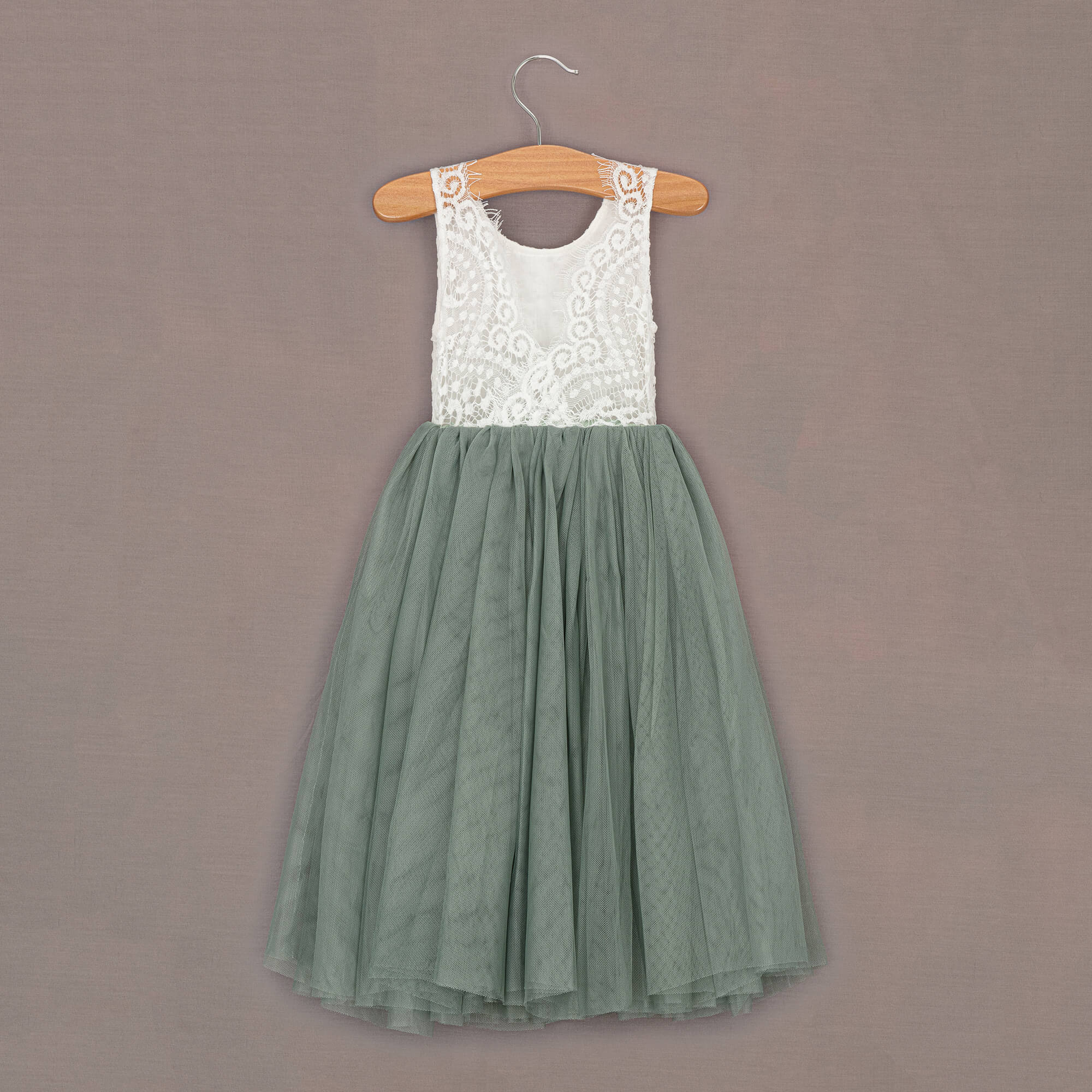 Rear detailing on lace